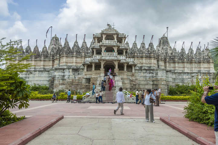 02 - India - Ranakpur - templo jainista de Chaumukha Mandir